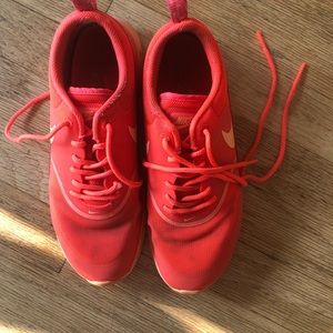 Nike Air Max Thea Size 7
